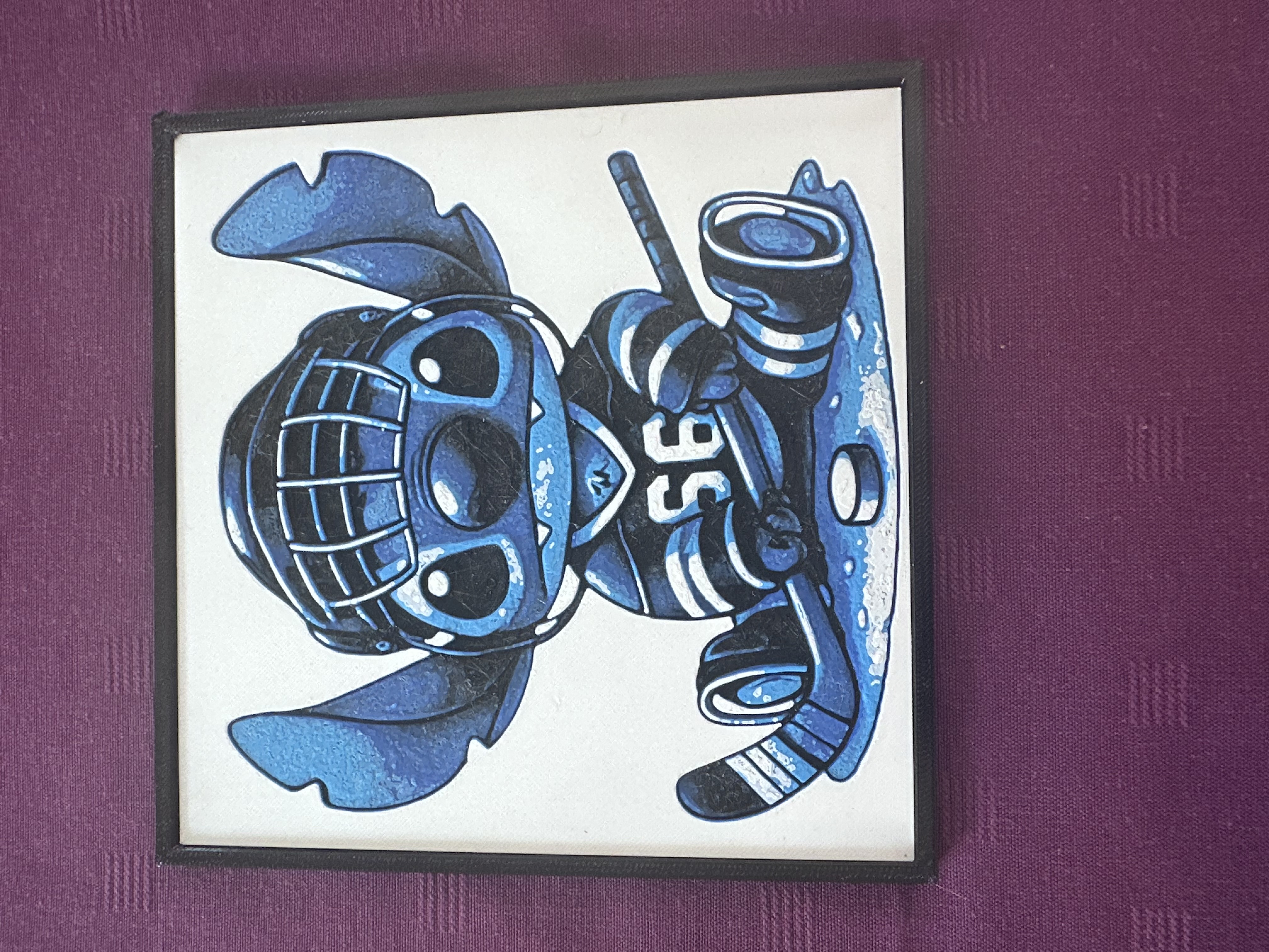 Tableau encadré Stitch hockey